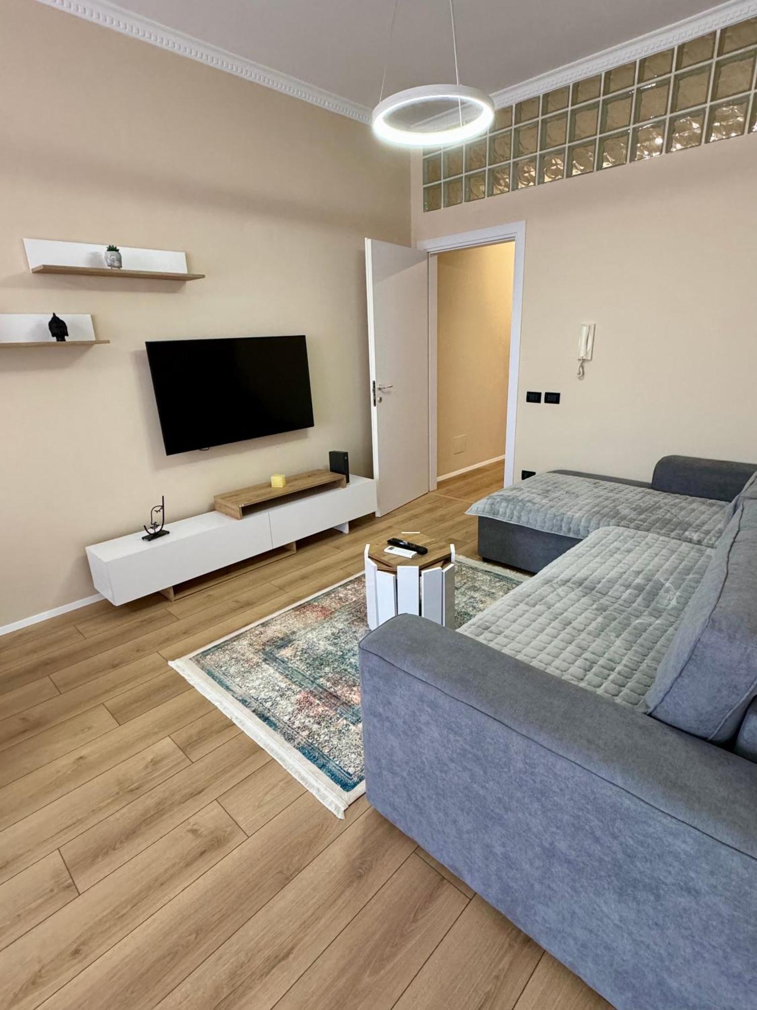 New Bazaar Cozy Apartments - Apartment 1 , 2 , 3 And 4 Tirana Zewnętrze zdjęcie